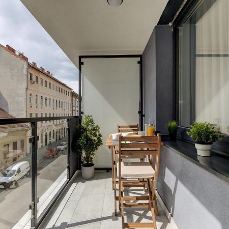 Pure Happiness Apartment Budapest Bagian luar foto